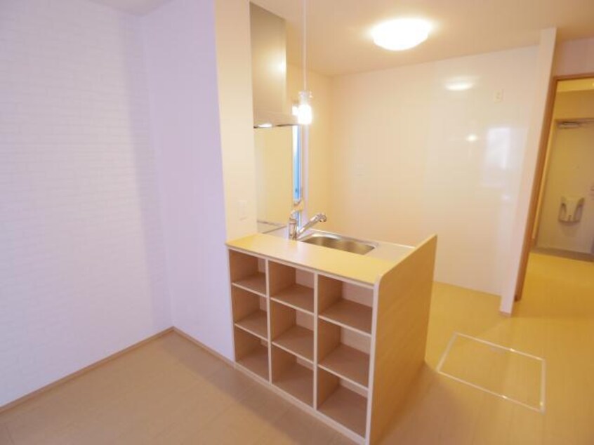  大和路線・関西本線/奈良駅 バス18分大和ハウス前下車:停歩3分 1階 築10年