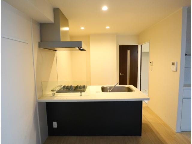  近鉄難波線・奈良線/新大宮駅 徒歩4分 1階 築9年