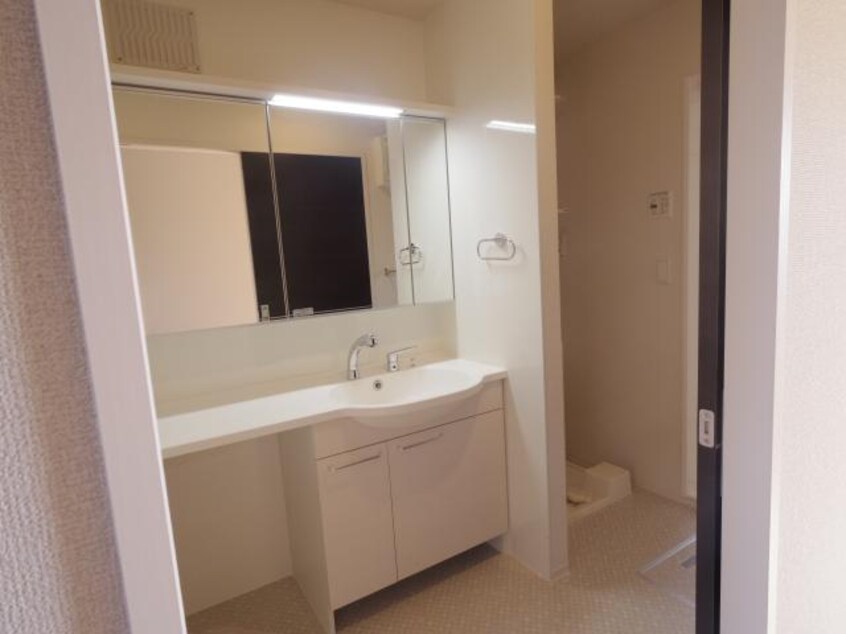  近鉄難波線・奈良線/新大宮駅 徒歩23分 2階 築10年