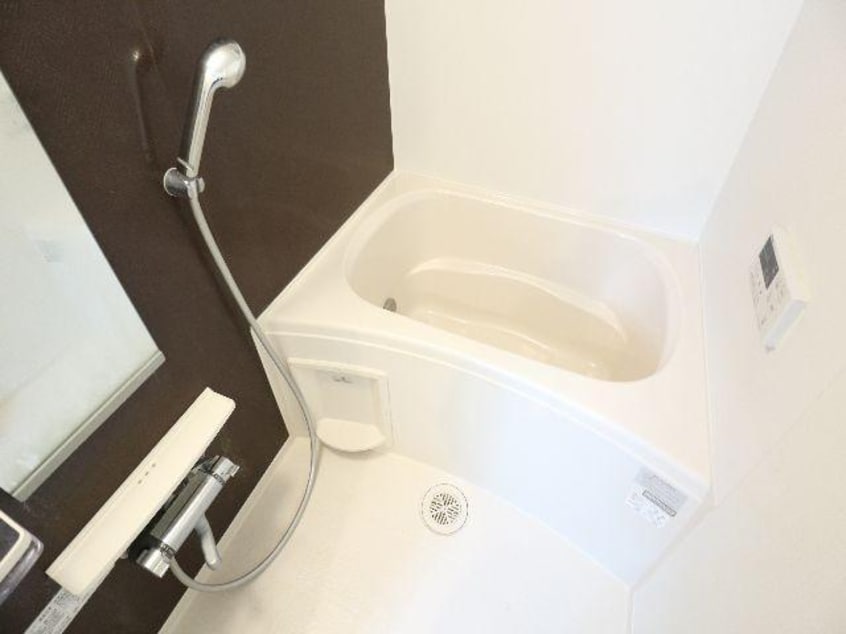  大和路線・関西本線/奈良駅 バス10分八条町地蔵前下車:停歩3分 1階 築9年