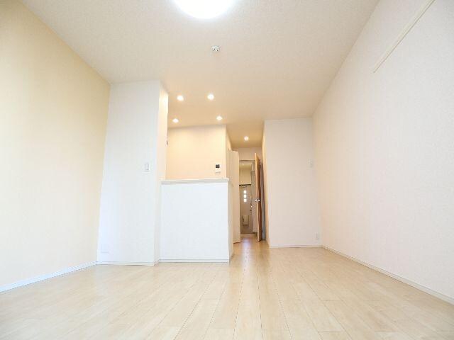  大和路線・関西本線/奈良駅 バス10分八条町地蔵前下車:停歩3分 1階 築9年