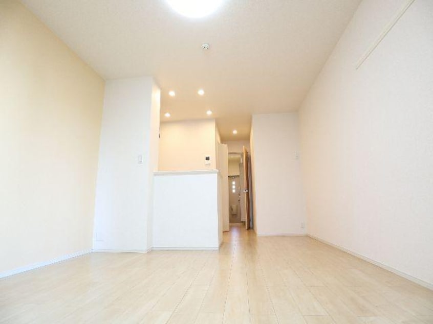  大和路線・関西本線/奈良駅 バス10分八条町地蔵前下車:停歩3分 1階 築9年