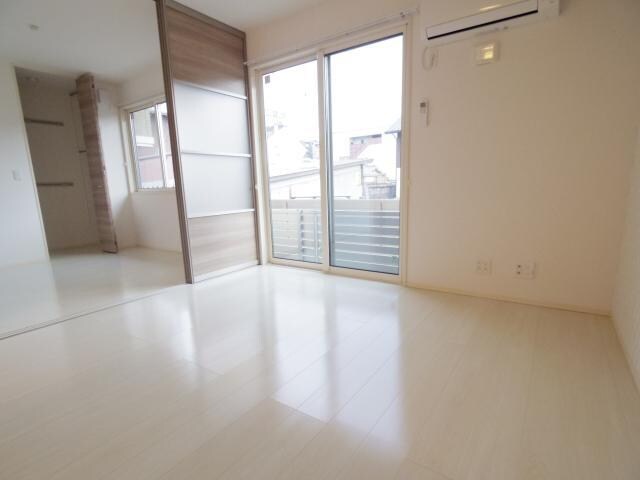  大和路線・関西本線/奈良駅 徒歩8分 1階 築8年