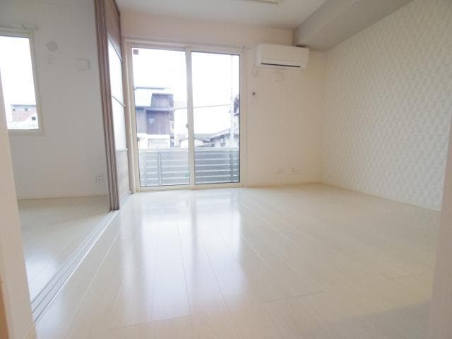  大和路線・関西本線/奈良駅 徒歩8分 1階 築8年