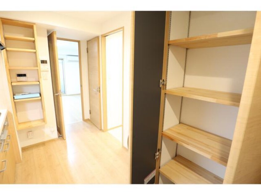  近鉄難波線・奈良線/近鉄奈良駅 徒歩9分 2階 築8年