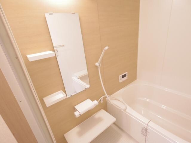  近鉄難波線・奈良線/近鉄奈良駅 徒歩9分 1階 築8年