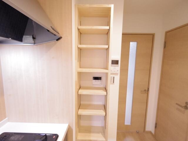  近鉄難波線・奈良線/近鉄奈良駅 徒歩9分 1階 築8年