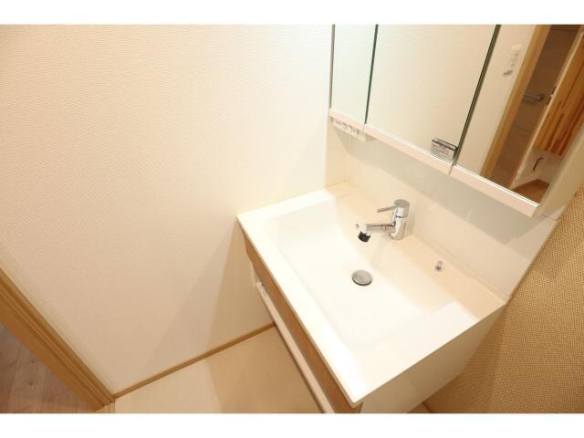  近鉄難波線・奈良線/近鉄奈良駅 徒歩9分 2階 築8年