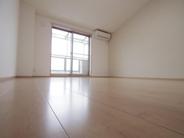  近鉄難波線・奈良線/近鉄奈良駅 徒歩9分 1階 築8年