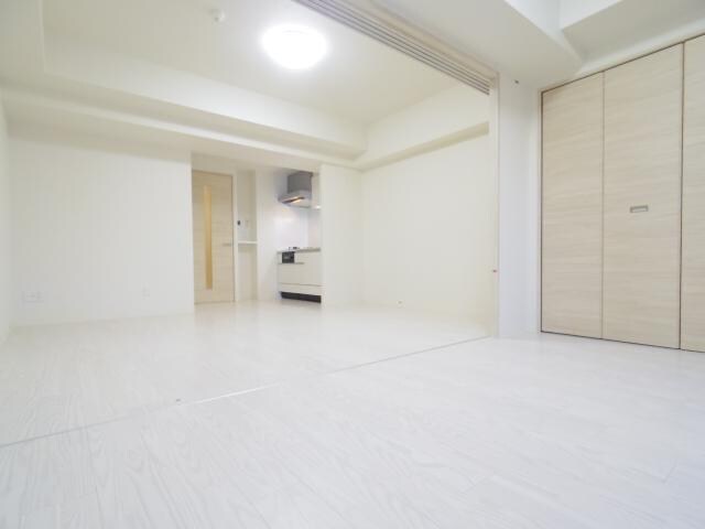  近鉄難波線・奈良線/新大宮駅 徒歩3分 7階 築8年