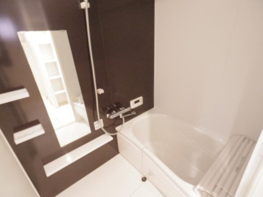  近鉄難波線・奈良線/新大宮駅 徒歩3分 5階 築8年