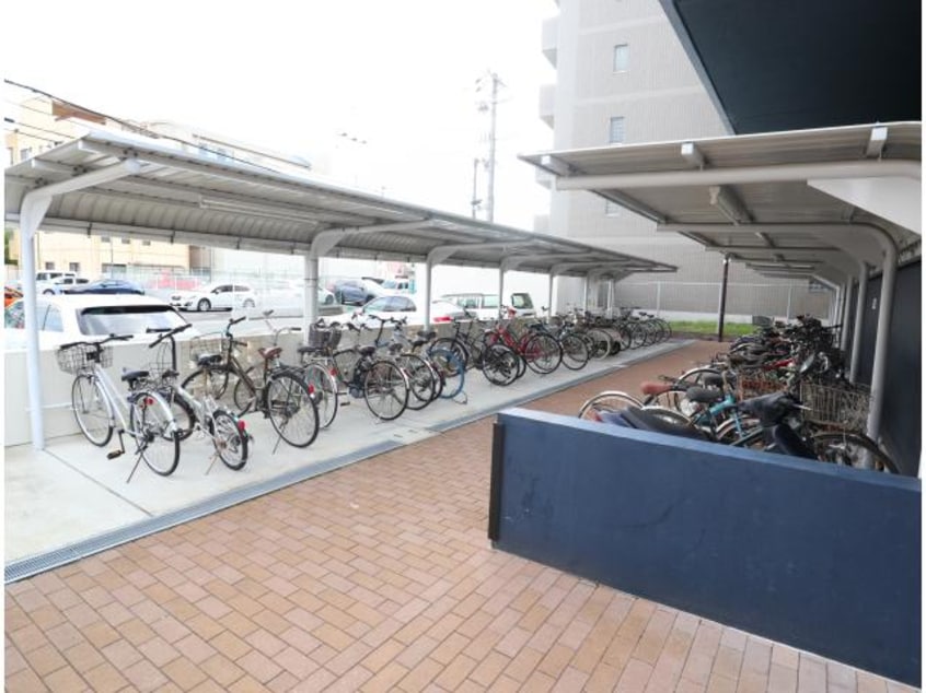  近鉄難波線・奈良線/新大宮駅 徒歩3分 7階 築8年