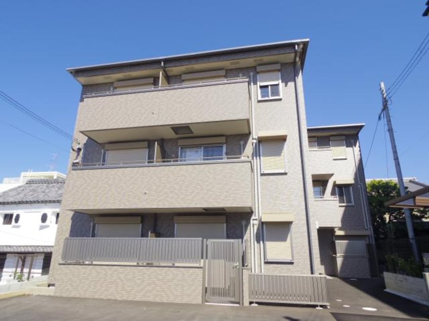  近鉄難波線・奈良線/近鉄奈良駅 徒歩10分 1階 築8年