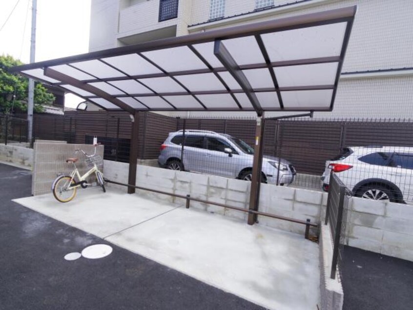  近鉄難波線・奈良線/近鉄奈良駅 徒歩10分 3階 築8年