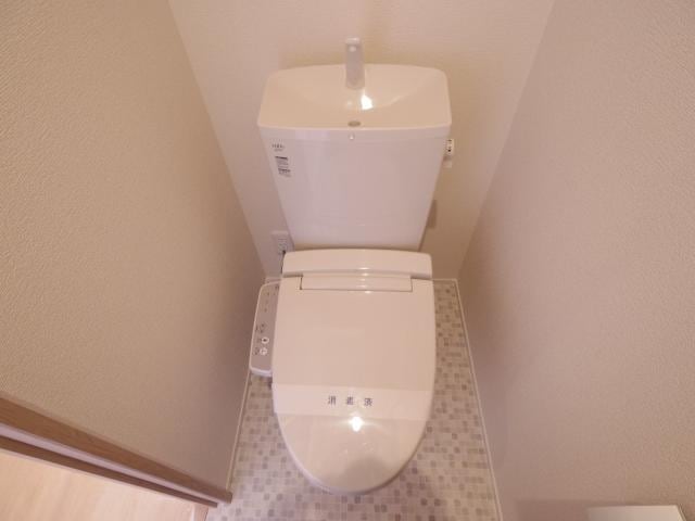  近鉄難波線・奈良線/近鉄奈良駅 徒歩10分 1階 築8年