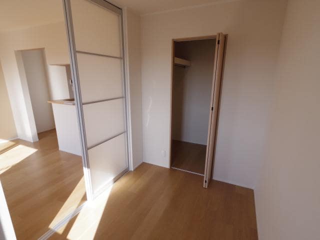  近鉄難波線・奈良線/近鉄奈良駅 徒歩10分 1階 築8年