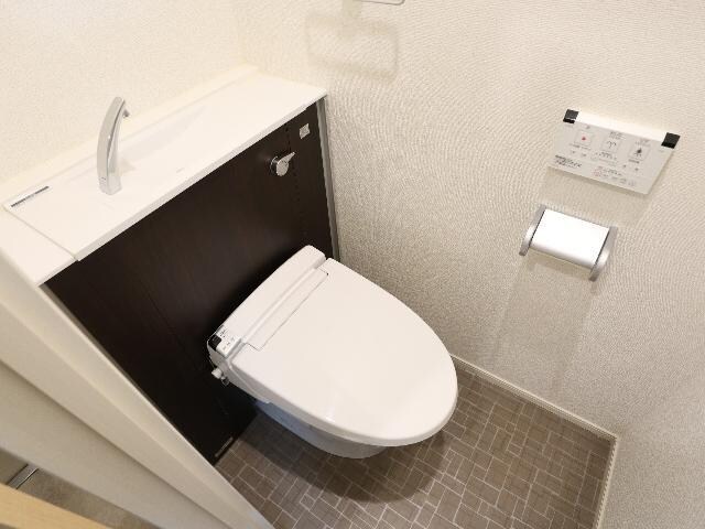  大和路線・関西本線/奈良駅 徒歩7分 1階 築8年