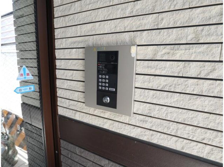  大和路線・関西本線/奈良駅 徒歩3分 1階 築8年