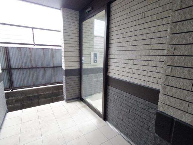  大和路線・関西本線/奈良駅 徒歩3分 1階 築8年