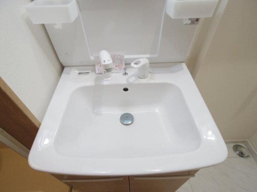  大和路線・関西本線/奈良駅 徒歩3分 1階 築8年