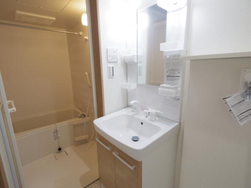  大和路線・関西本線/奈良駅 徒歩3分 1階 築8年