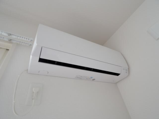  大和路線・関西本線/奈良駅 バス10分北神殿下車:停歩5分 1階 築7年