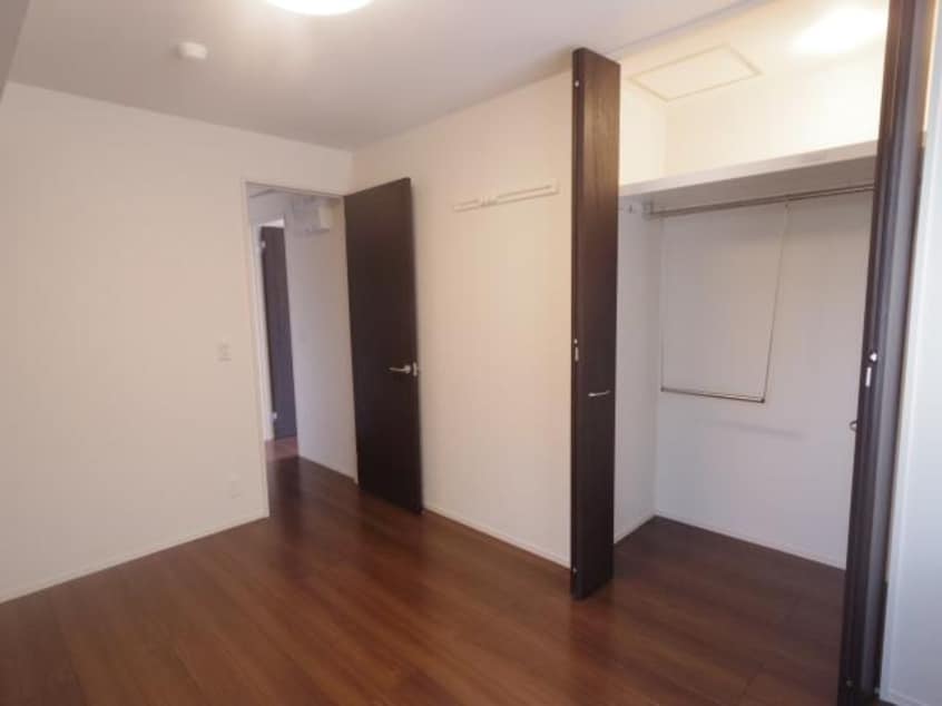  近鉄難波線・奈良線/新大宮駅 徒歩16分 1階 築7年