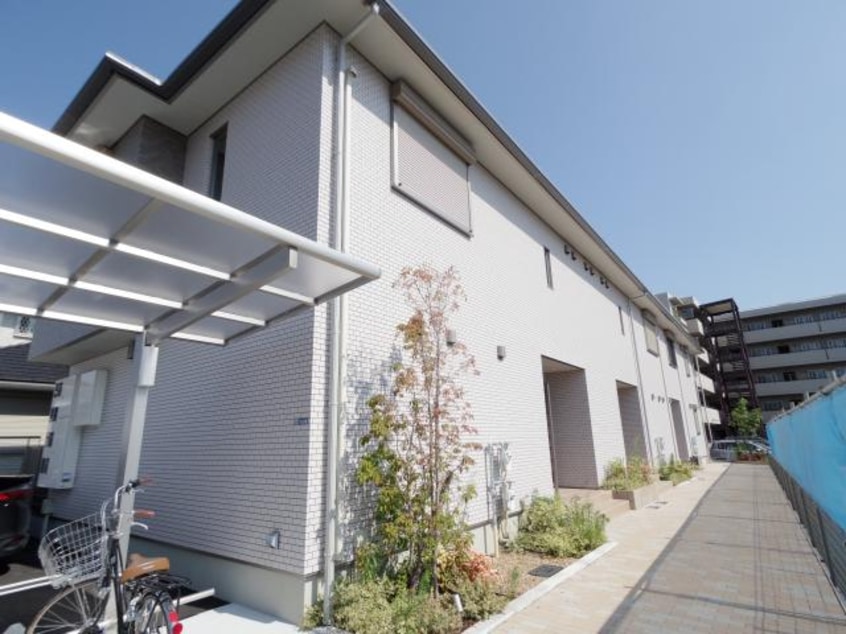  近鉄難波線・奈良線/新大宮駅 徒歩7分 2階 築8年