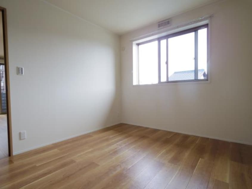  近鉄難波線・奈良線/新大宮駅 徒歩7分 2階 築8年