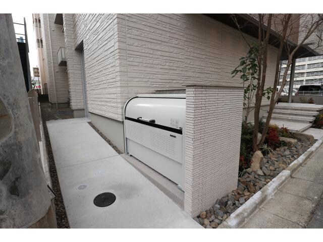  近鉄難波線・奈良線/新大宮駅 徒歩6分 4階 築3年