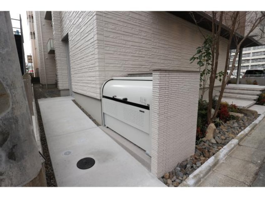  近鉄難波線・奈良線/新大宮駅 徒歩6分 4階 築3年