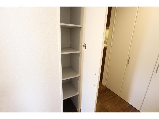  近鉄難波線・奈良線/新大宮駅 徒歩6分 4階 築3年