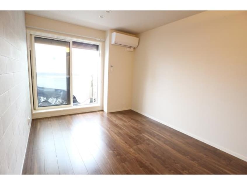  近鉄難波線・奈良線/新大宮駅 徒歩6分 4階 築3年