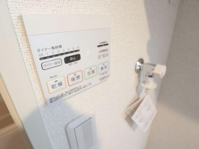  近鉄難波線・奈良線/新大宮駅 徒歩19分 3階 築3年
