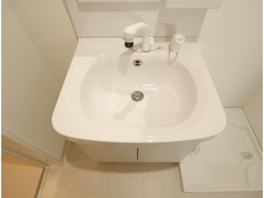  近鉄難波線・奈良線/近鉄奈良駅 徒歩2分 2階 築3年