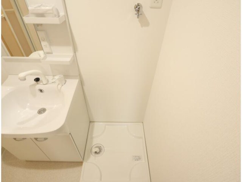  近鉄難波線・奈良線/近鉄奈良駅 徒歩2分 2階 築3年