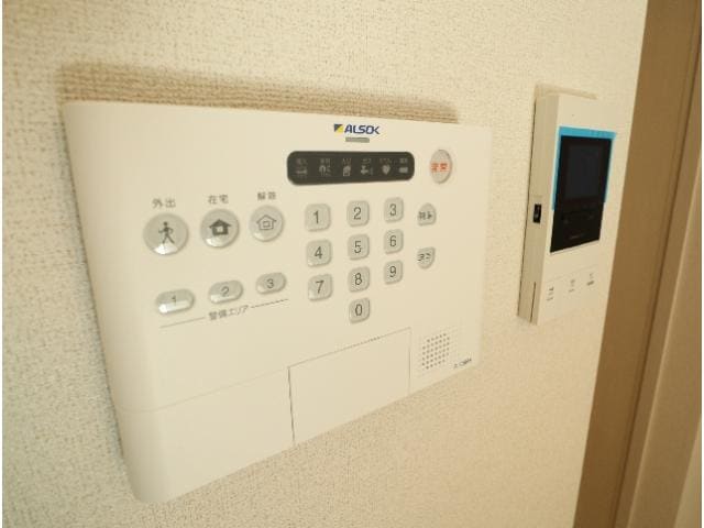  近鉄難波線・奈良線/近鉄奈良駅 徒歩10分 1階 築1年