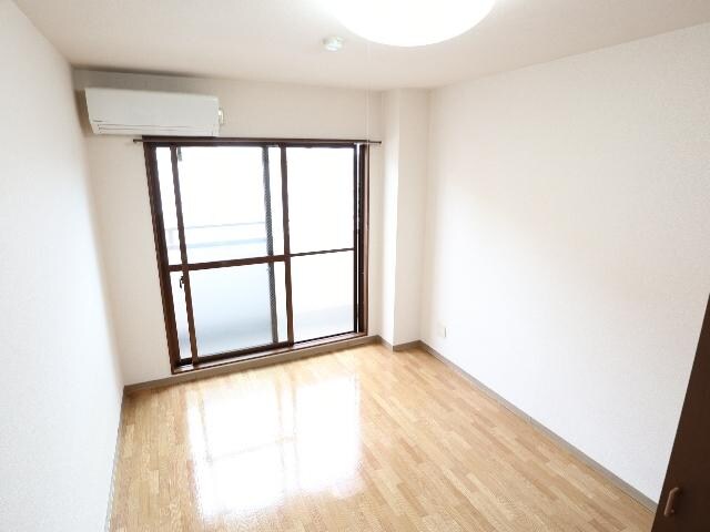  近鉄難波線・奈良線/近鉄奈良駅 徒歩6分 2階 築27年