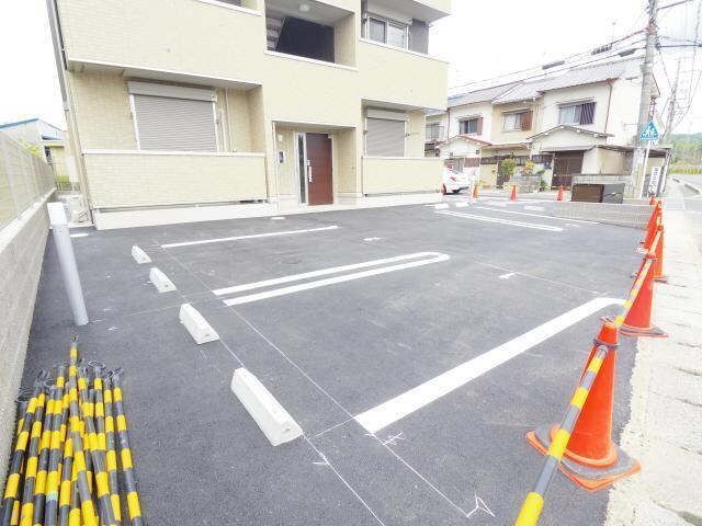  奈良線/木津駅 徒歩9分 1階 築4年