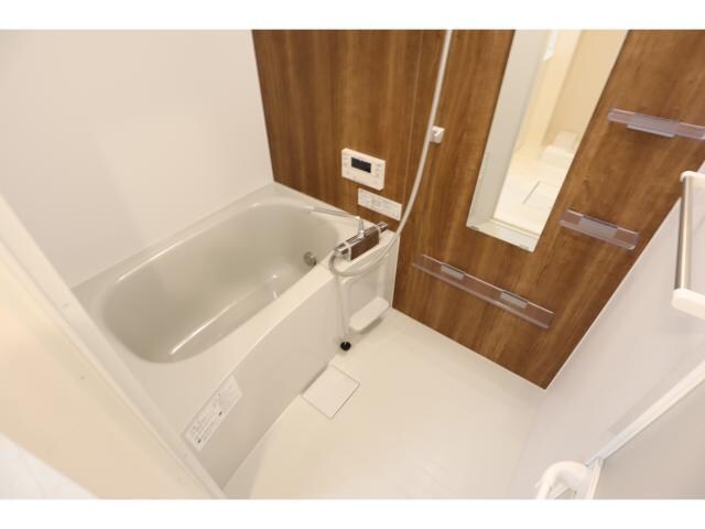  近鉄京都線/新大宮駅 徒歩18分 2階 築2年