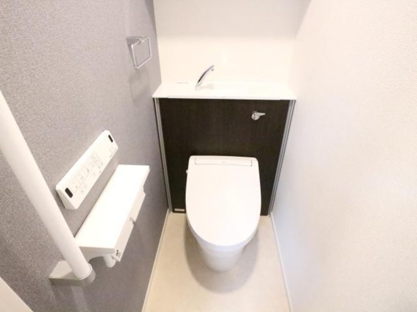  奈良線/奈良駅 徒歩11分 2階 1年未満