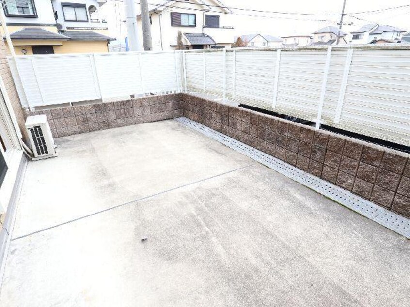  近鉄橿原線/尼ケ辻駅 徒歩15分 1階 築17年