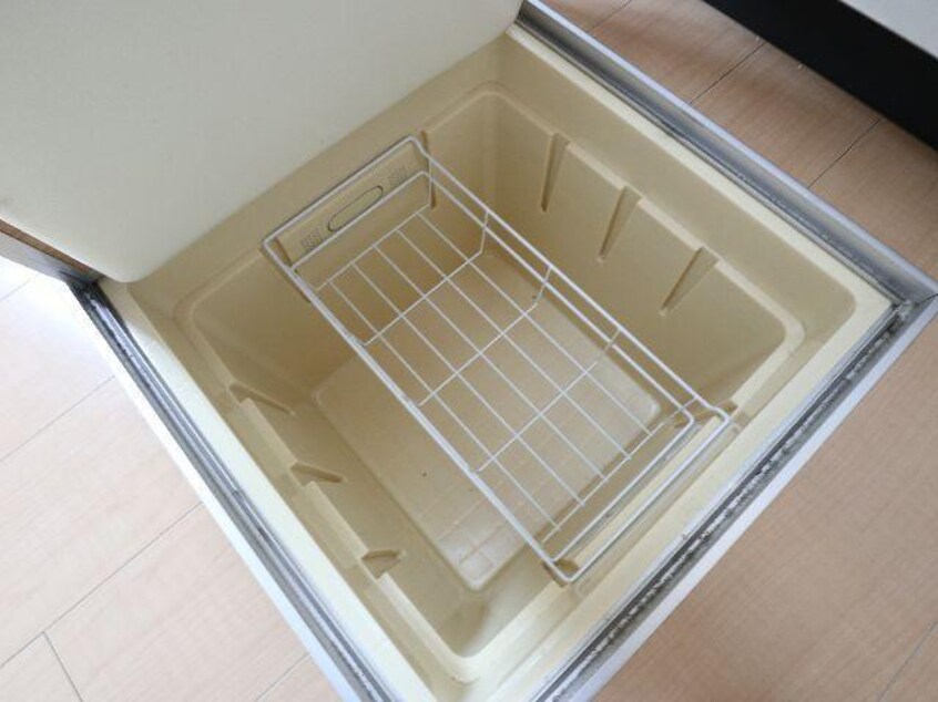  近鉄橿原線/尼ケ辻駅 徒歩15分 1階 築17年