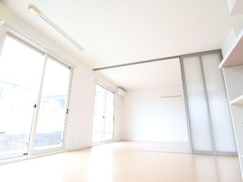  近鉄橿原線/尼ケ辻駅 徒歩15分 1階 築17年