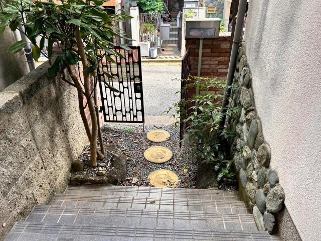  近鉄難波線・奈良線/新大宮駅 徒歩11分 1-2階 築45年