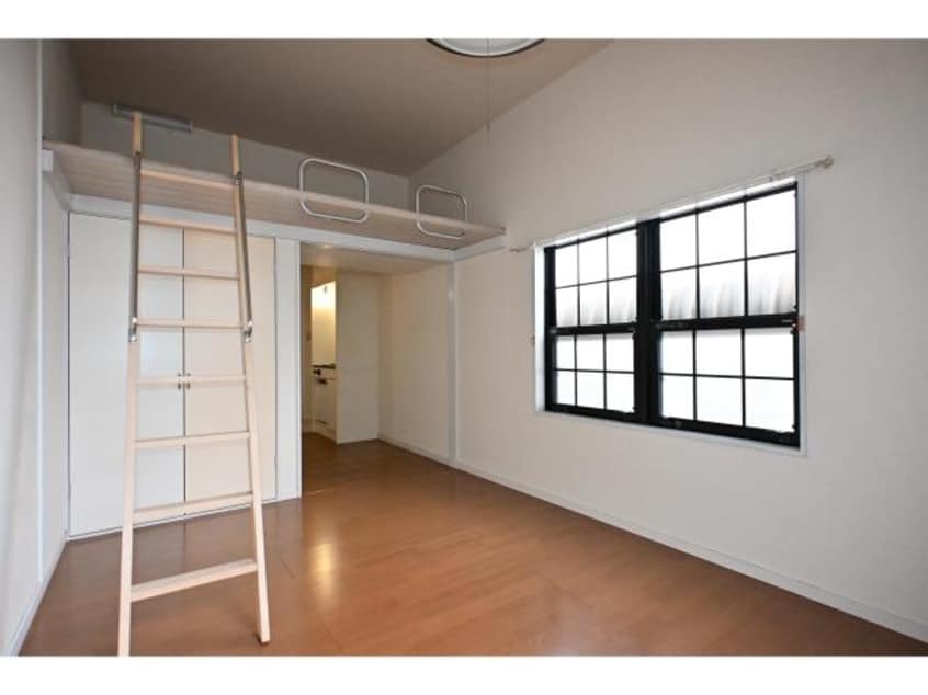  奈良線/奈良駅 バス9分北神殿下車:停歩6分 1階 築27年