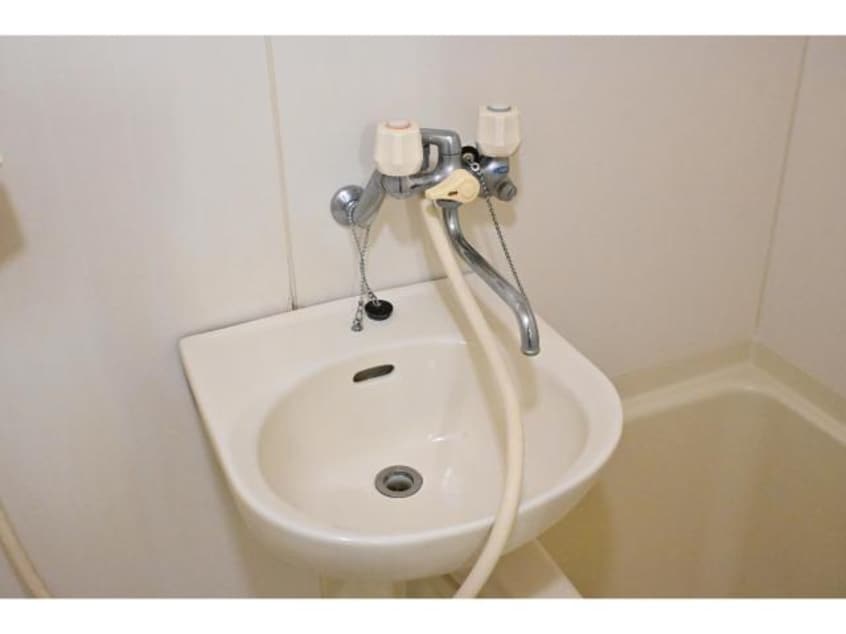  奈良線/奈良駅 バス9分北神殿下車:停歩6分 1階 築27年