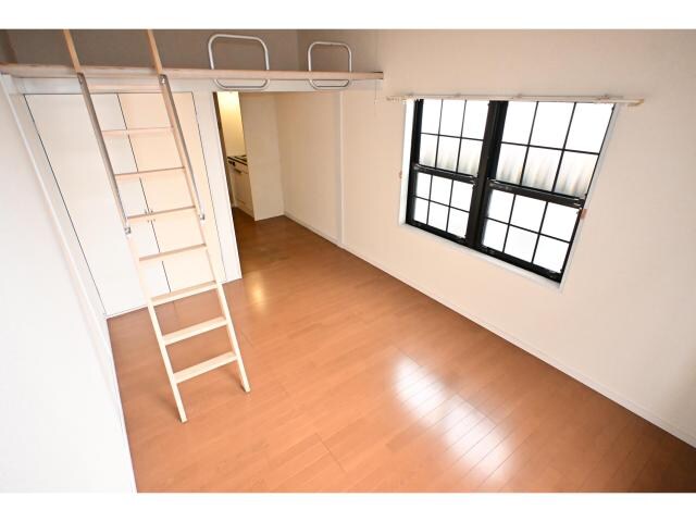  奈良線/奈良駅 バス9分北神殿下車:停歩6分 1階 築27年