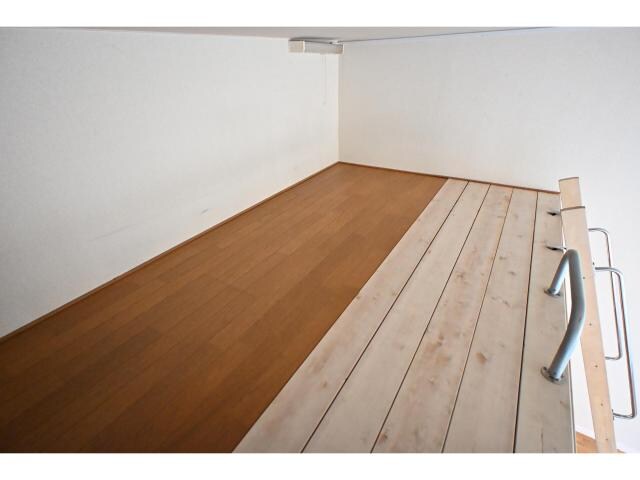  奈良線/奈良駅 バス9分北神殿下車:停歩6分 1階 築27年