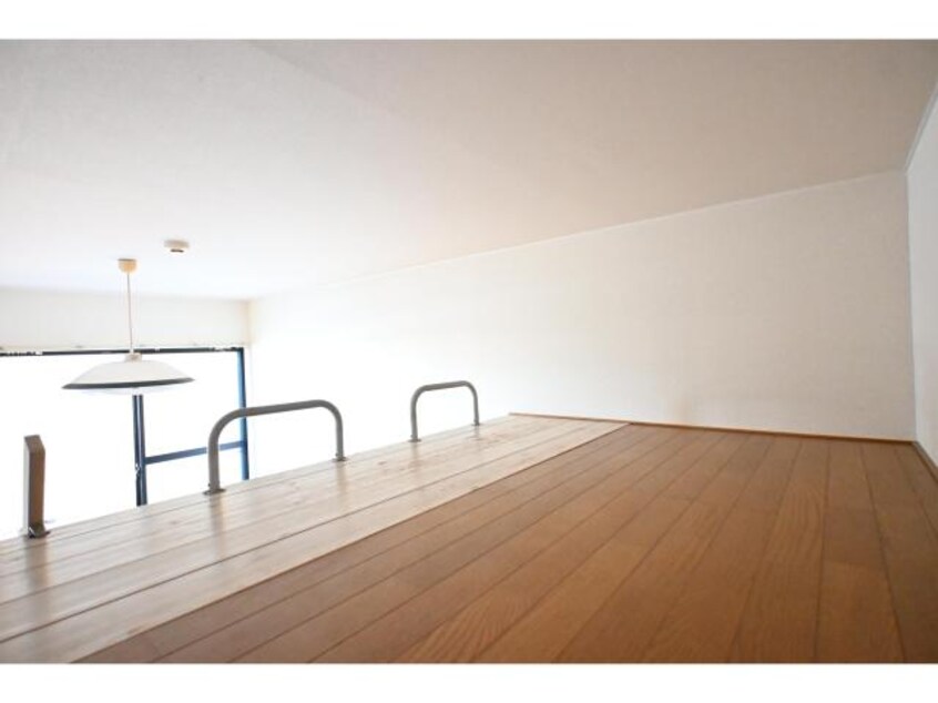  奈良線/奈良駅 バス9分北神殿下車:停歩6分 1階 築27年